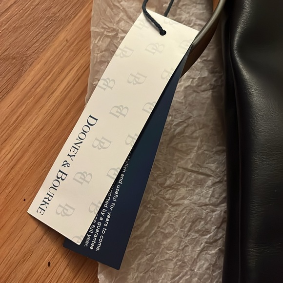 Dooney & Bourke Pebble Grain Small Sloan - Picture 5 of 9